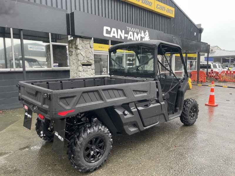 2023 Can-Am Defender HD10 Pro 