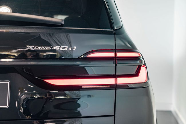 2025 BMW X7 xDrive40d MSport Pro + Connoisseur package