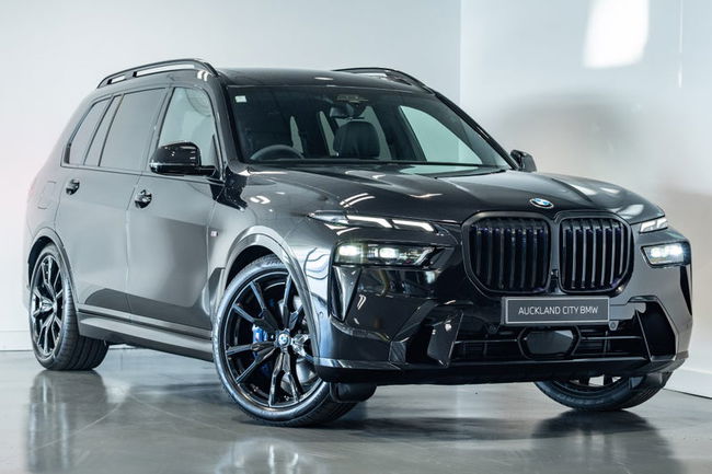 2025 BMW X7 xDrive40d MSport Pro + Connoisseur package