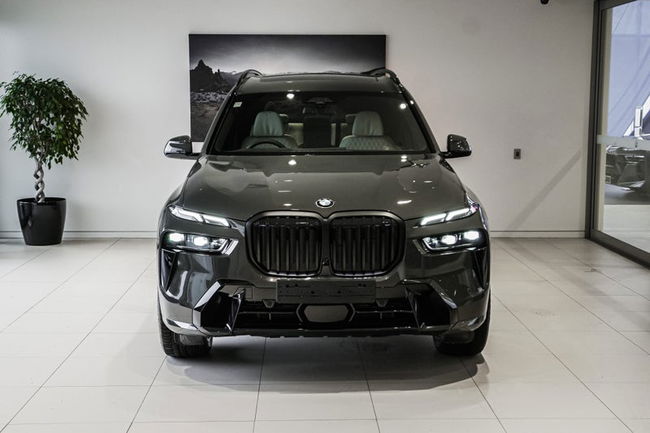 2025 BMW X7 xDrive40d