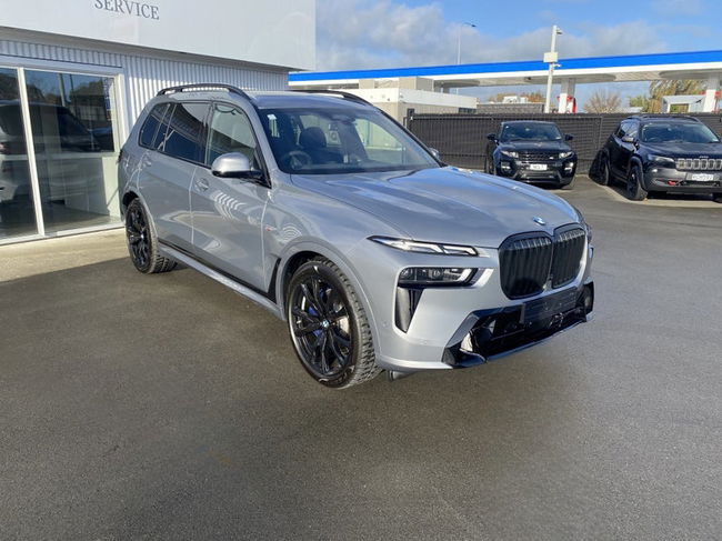 2025 BMW X7 xDrive 40D - Actual photos coming