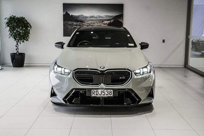 2025 BMW M5 Touring