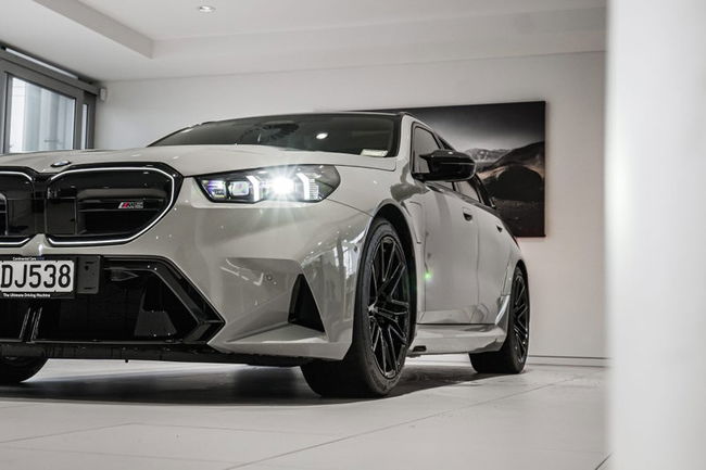 2025 BMW M5 Touring