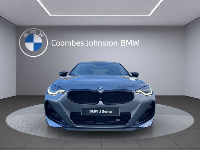 2025 BMW M240i xDrive