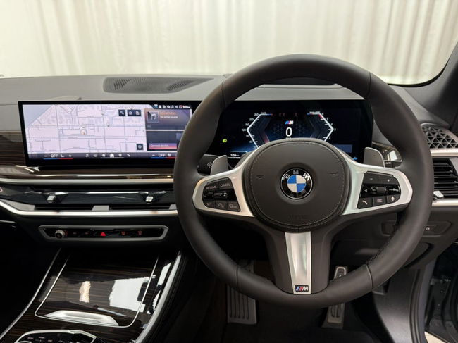 2025 BMW X5 X5 xDrive30d with Innovations and M Sport Pro