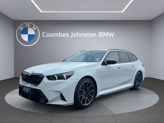 2025 BMW M5 Touring xDrive PHEV
