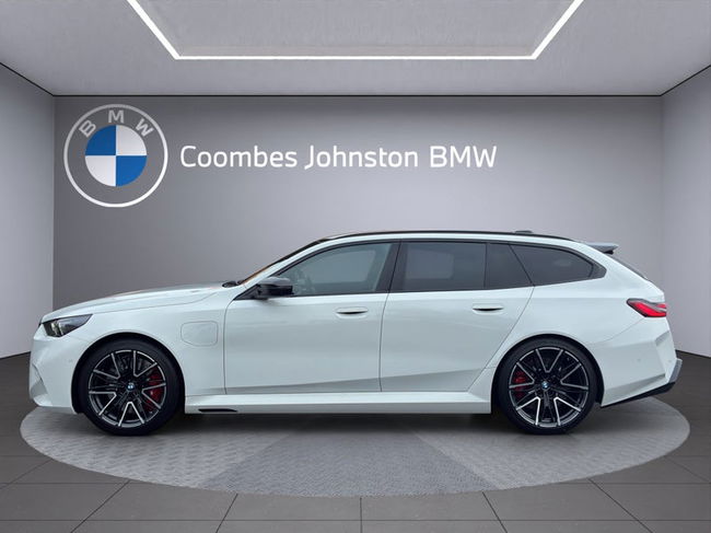 2025 BMW M5 Touring xDrive PHEV