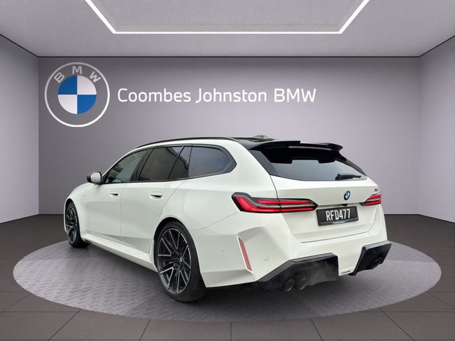 2025 BMW M5 Touring xDrive PHEV